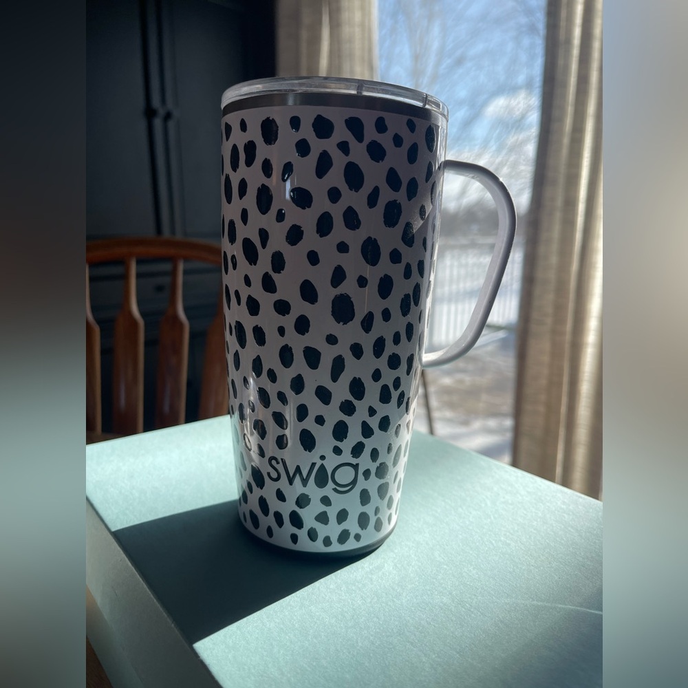 Swig coffee cup.